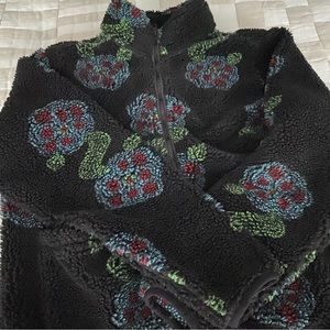 STUSSY FLOR SHERPA FLEECE in black